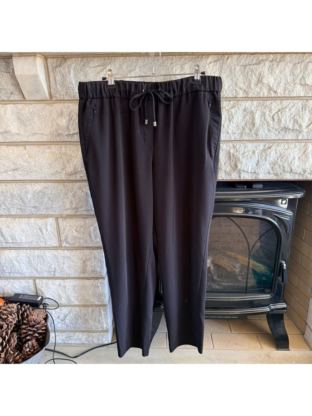 Chico's Elegant Black Drawstring Trousers Size 2 (Large 12) - Picture 1 of 7